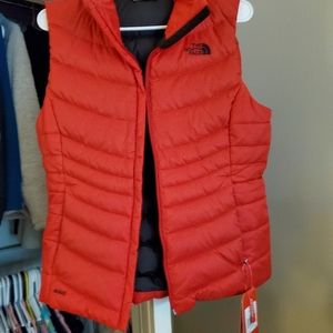 NORTHFACE RED VEST